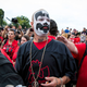Illustration for article titled Watch a member of Insane Clown Posse try, fail to kick Fred Durst in the head